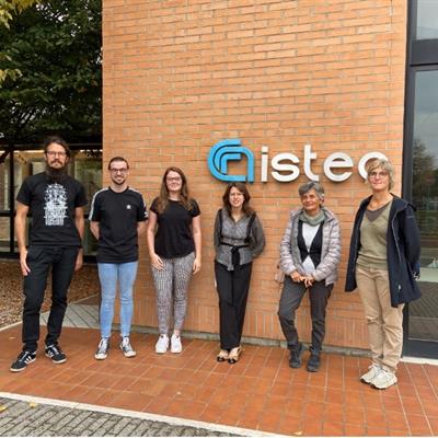 Group photo of CALTA and ISTEC scientists outside ISTEC.